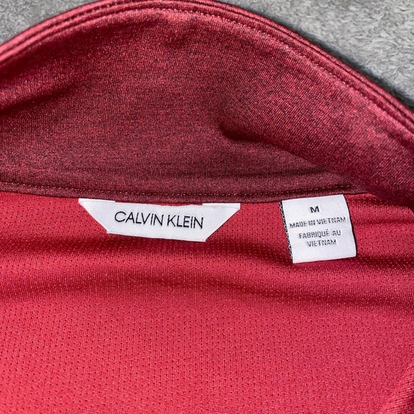Calvin Klein Athletic Pull Over - Picture 2 of 4